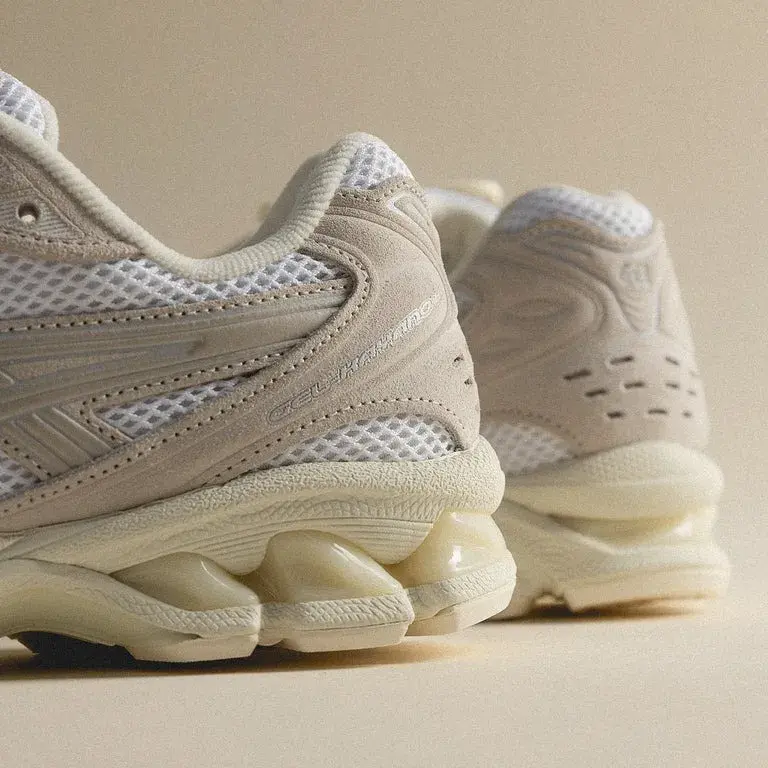 Alternative view of Giày Asics Gel Kayano 14 ‘White Smoke Grey’ 1202A105-103