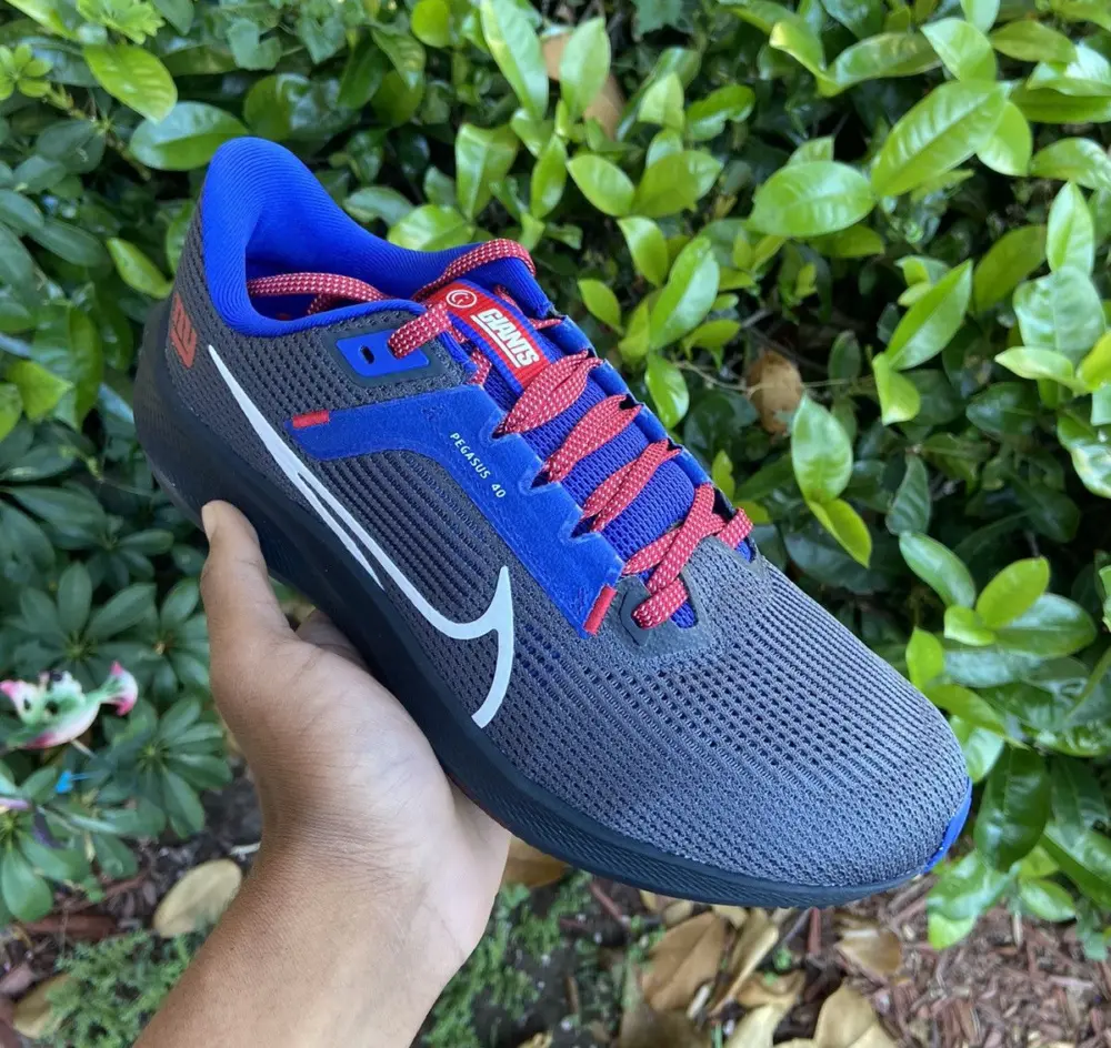 Alternative view of Giày Nike Air Zoom Pegasus 40 x NFL ‘New York Giants’ DZ6008-001