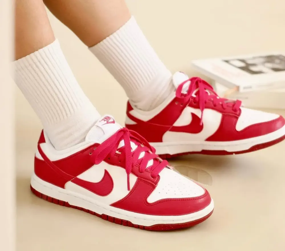 Alternative view of Giày Nike Dunk Low Next Nature 'University Red' DN1431-101