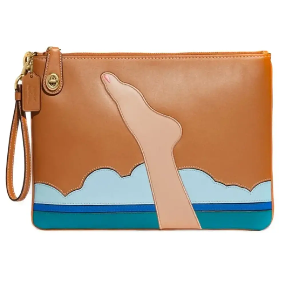 Túi Coach Wristet x Tom Wesselman ‘Brown’ CA223-B4NA