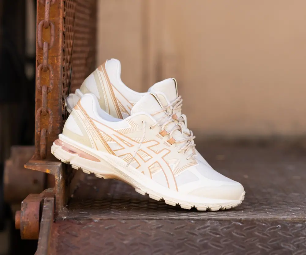 Alternative view of Giày Asics Gel Terrain ‘Birch’ 1203A342-200