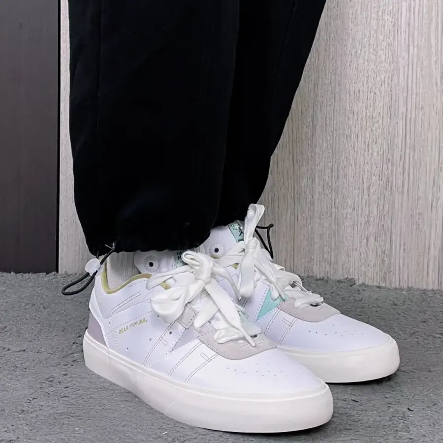 Alternative view of Giày Nike Air Jordan Series .02 ‘Dear Future’ DV4464-101
