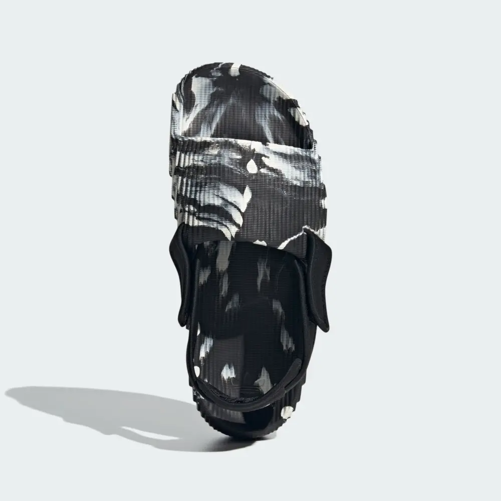 Alternative view of Dép Adidas Adilette 22 Xlg ‘Black’ IE5650