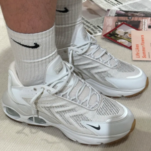 Alternative view of Giày Nike Air Max TW Summit ‘Phantom’ FN6921-100