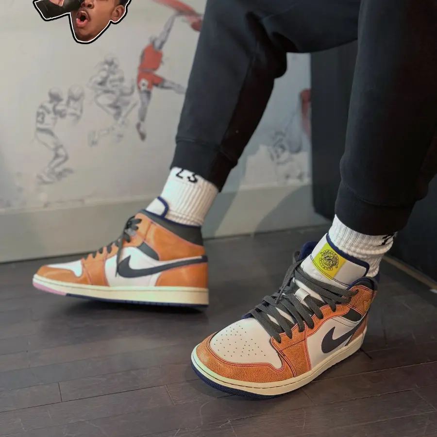 Alternative view of Giày Nike Air Jordan 1 Mid SE ‘Flight Vintage’ FV3619-106