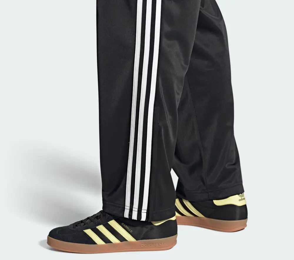 Alternative view of Giày adidas Gazelle Indoor 'Core Black' IG4999