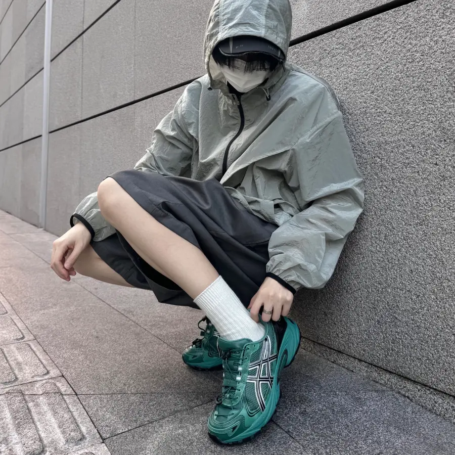 Alternative view of Giày Asics Gel-Kahana TR V4 ‘Green Black’ 1203A497-300