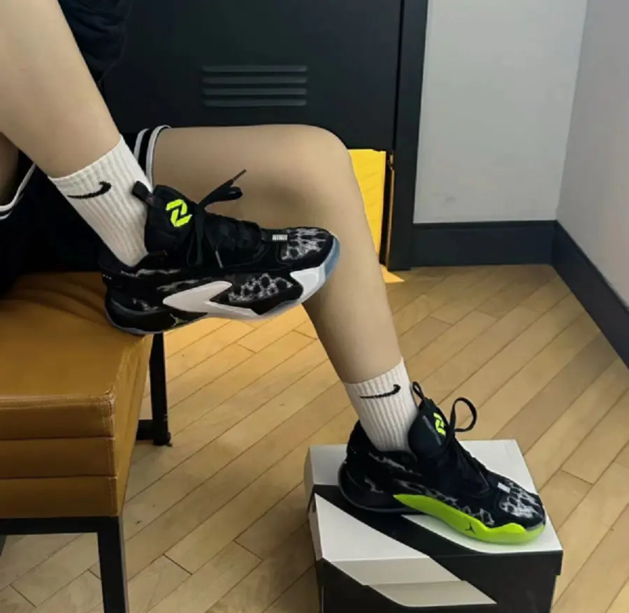 Giày Nike Air Jordan Luka 2 ‘Black Volt’ DX8733-017 - Ảnh 3