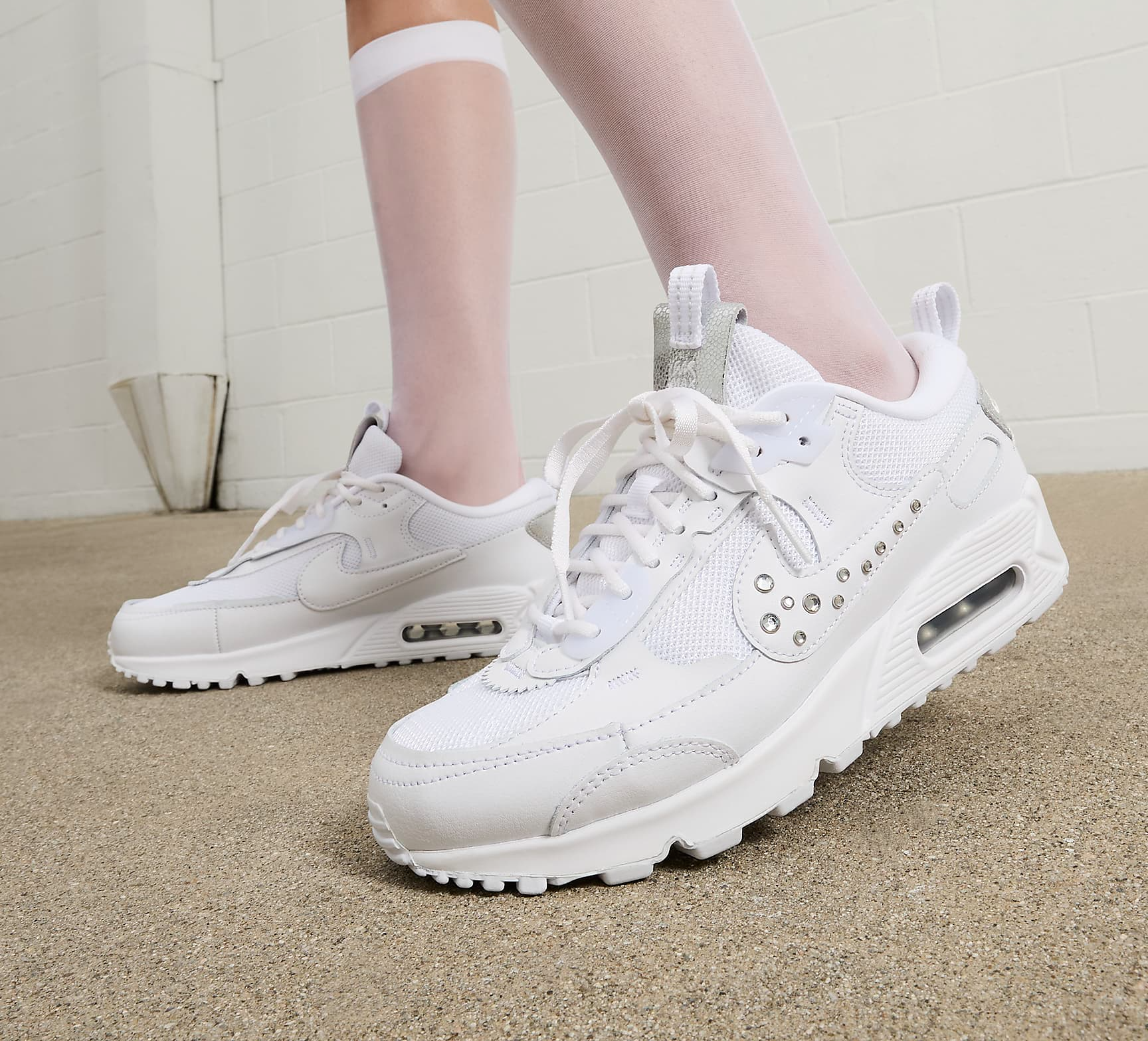 Giày Nike Air Max 90 Futura ‘Metallic Silver’ FQ8888-100 - Ảnh 2