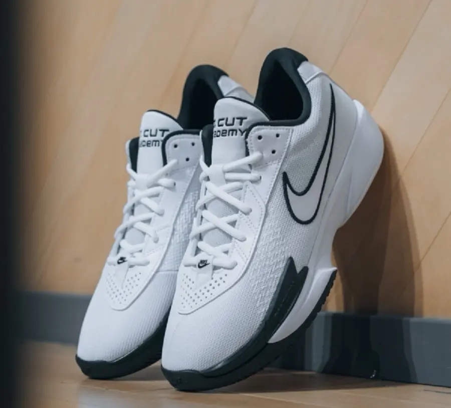 Alternative view of Giày Nike Air Zoom GT Cut Academy ‘White Black’ FB2599-100