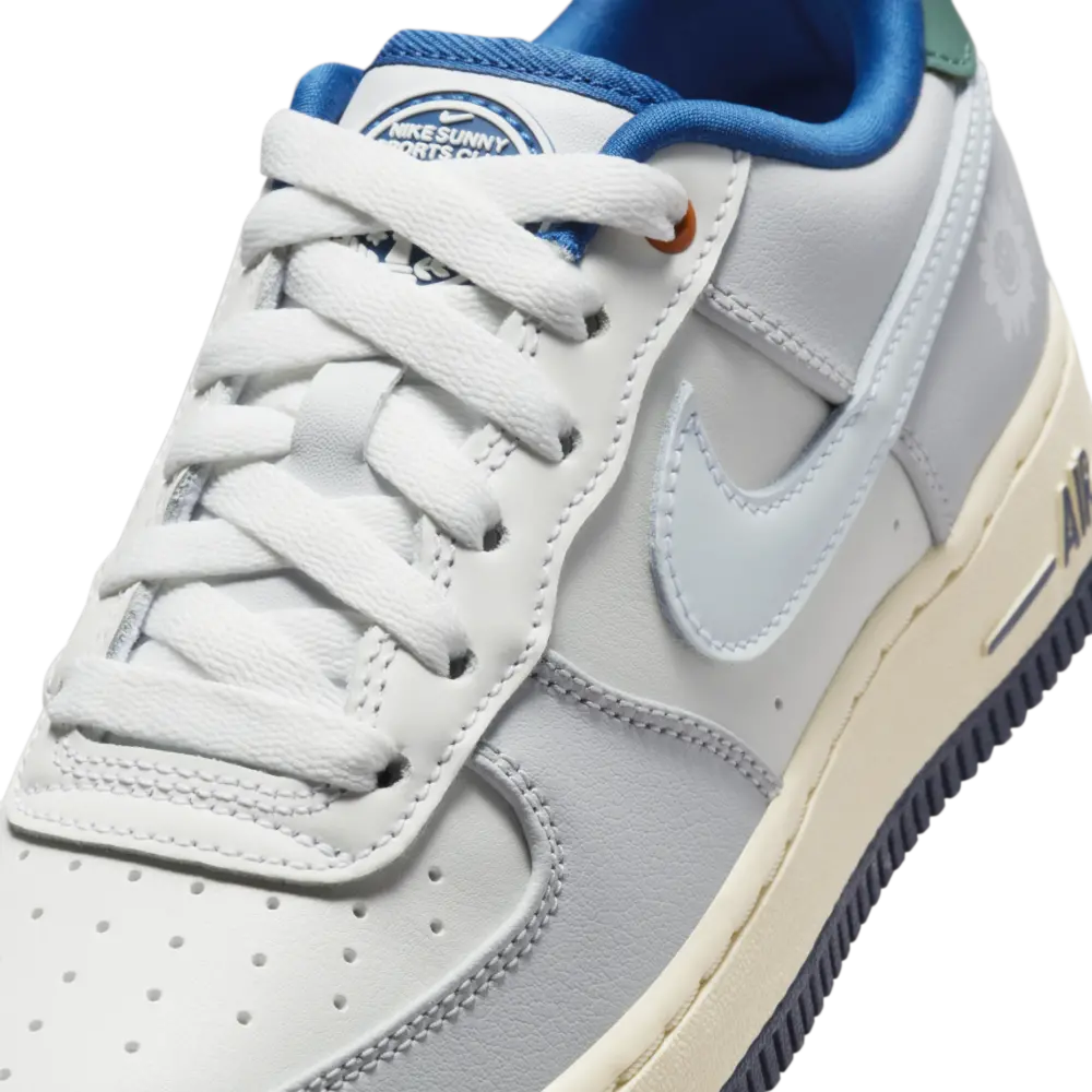 Alternative view of Giày Nike Air Force 1 LV8 ‘Sail White Blue’ HM3721-111