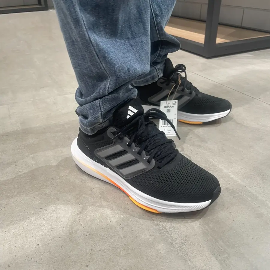 Alternative view of Giày Adidas Ultrabounce ‘Black Orange’ HP5777