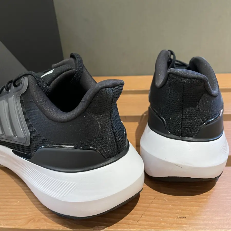 Alternative view of Giày Adidas Ultrabounce Big Kid ‘Black White’ HQ1302