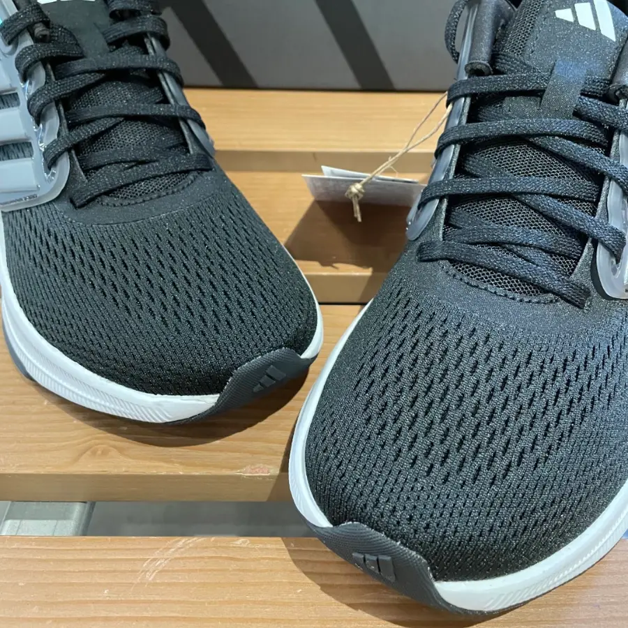 Giày Adidas Ultrabounce Big Kid ‘Black White’ HQ1302 - Ảnh 3