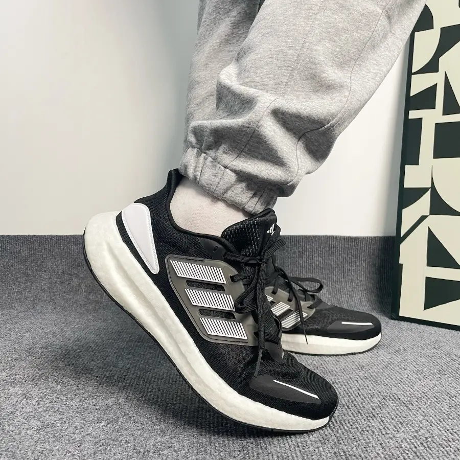Alternative view of Giày Adidas PureBoost 22 Heat.RDY ‘Black White’ HQ3980