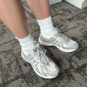 Alternative view of Giày New Balance 1906R ‘White Silver’ M1906RJM