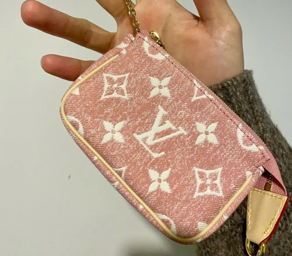 Alternative view of Túi Louis Vuitton Micro Accessoires ‘Denim Jacquard Pink’ M81176