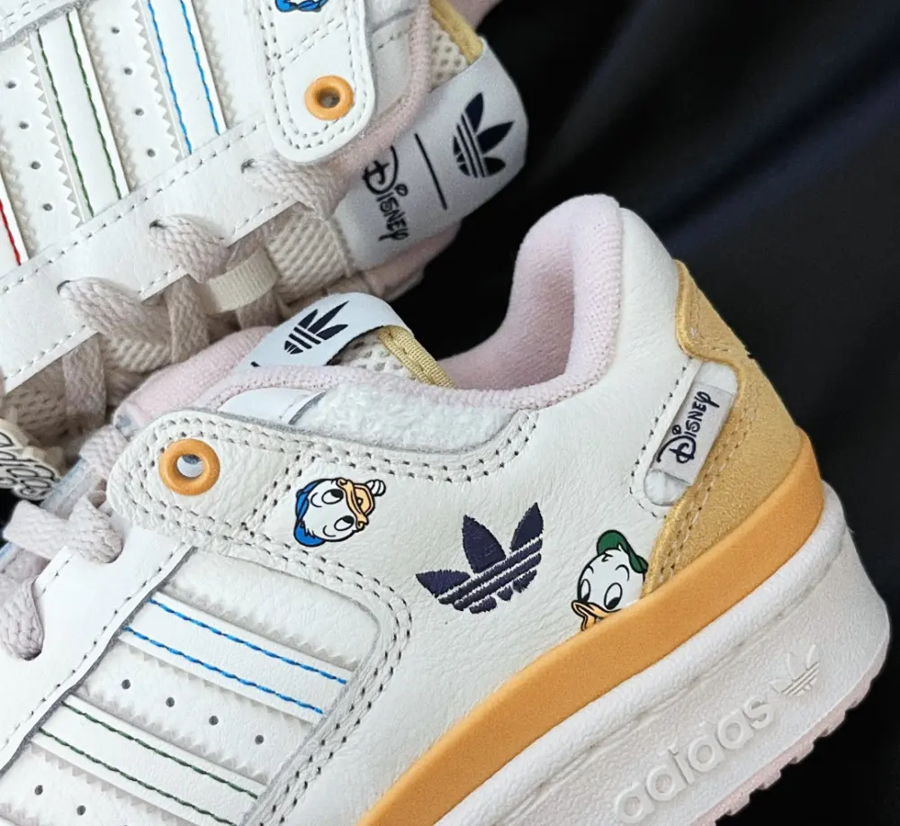 Giày Adidas Forum Low CL x Disney ‘White’ JR5457 - Ảnh 3