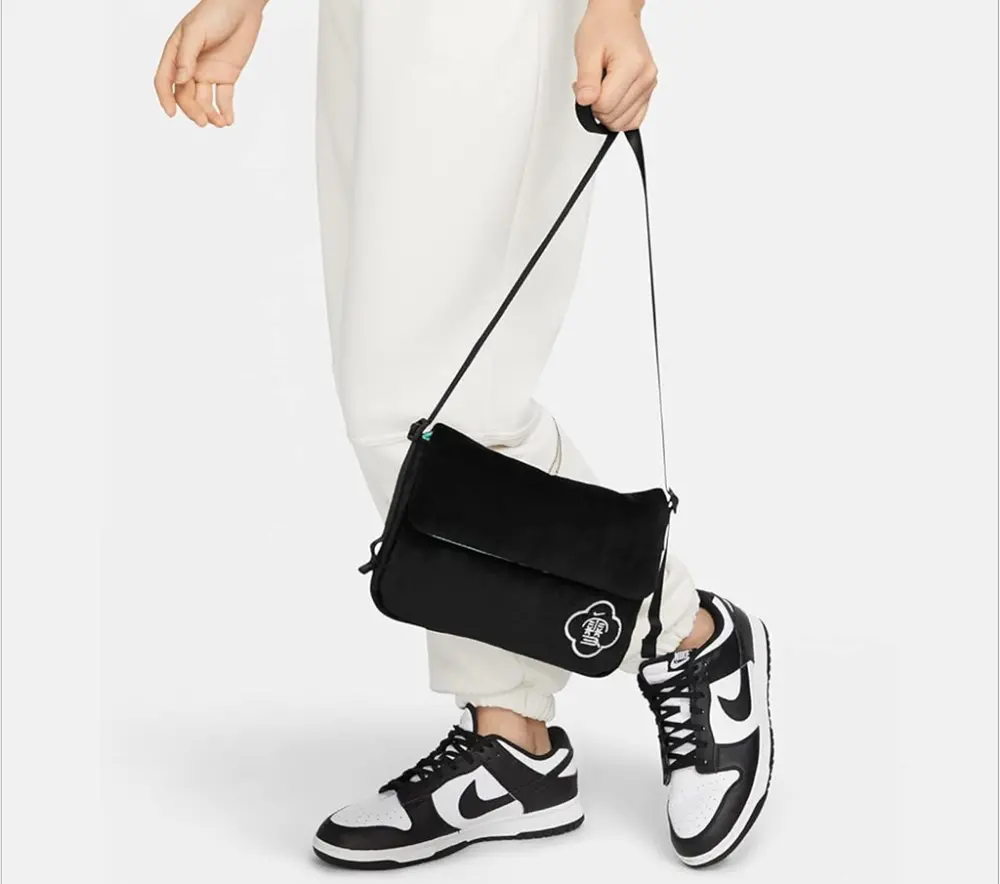 Túi Nike NSW Futura 365 Shoulder ‘Black’ DQ3501-010 - Ảnh 3