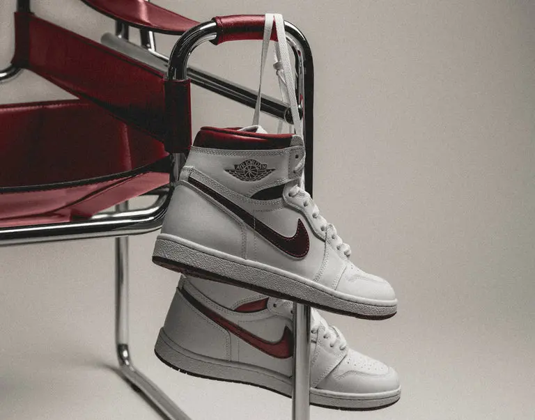 Giày Nike Jordan 1 Retro 'Metallic Burgundy' BQ4422-161 - Ảnh 4