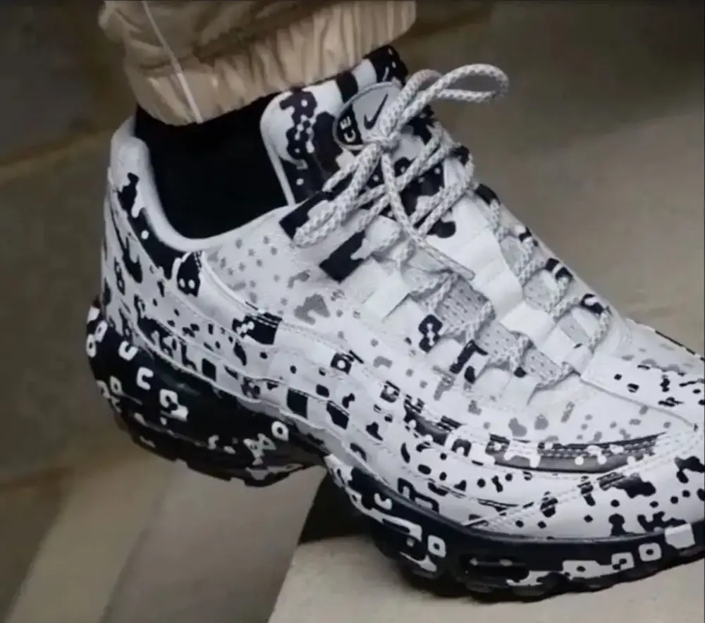 Alternative view of Giày Nike Cav Empt x Air Max 95 'Digi Camo' AV0765-100