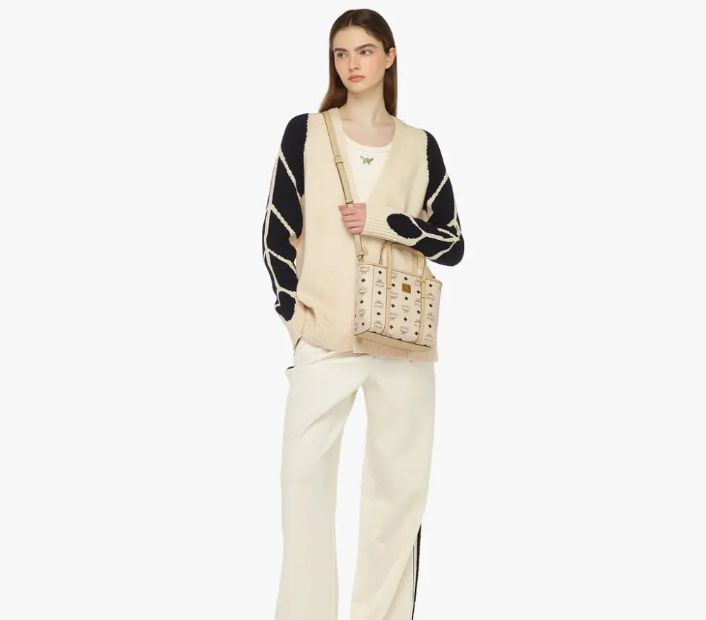 Alternative view of Túi MCM Toni Top-Zip Shopper in Visetos 'Beige' MWPAATN04I8001