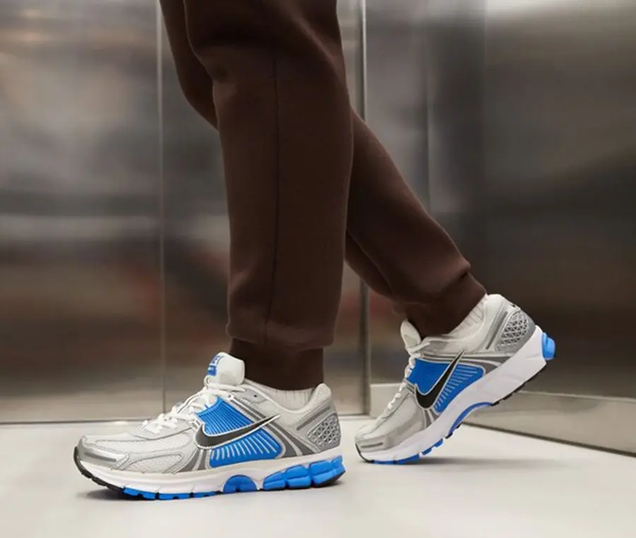 Alternative view of Giày Nike Zoom Vomero 5 ‘Photo Blue’ FJ4151-100
