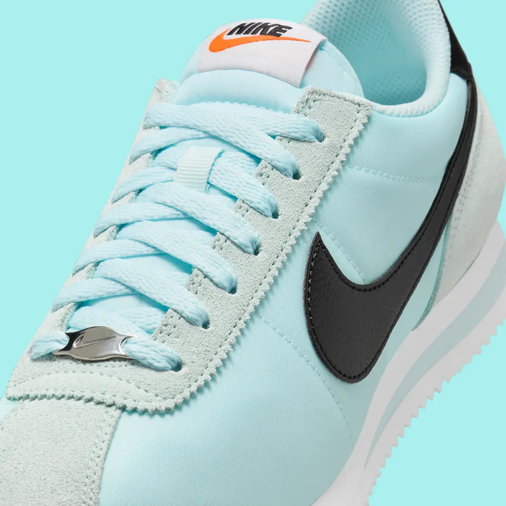 Alternative view of Giày Nike Cortez ‘Glacier Blue’ DZ2795-401