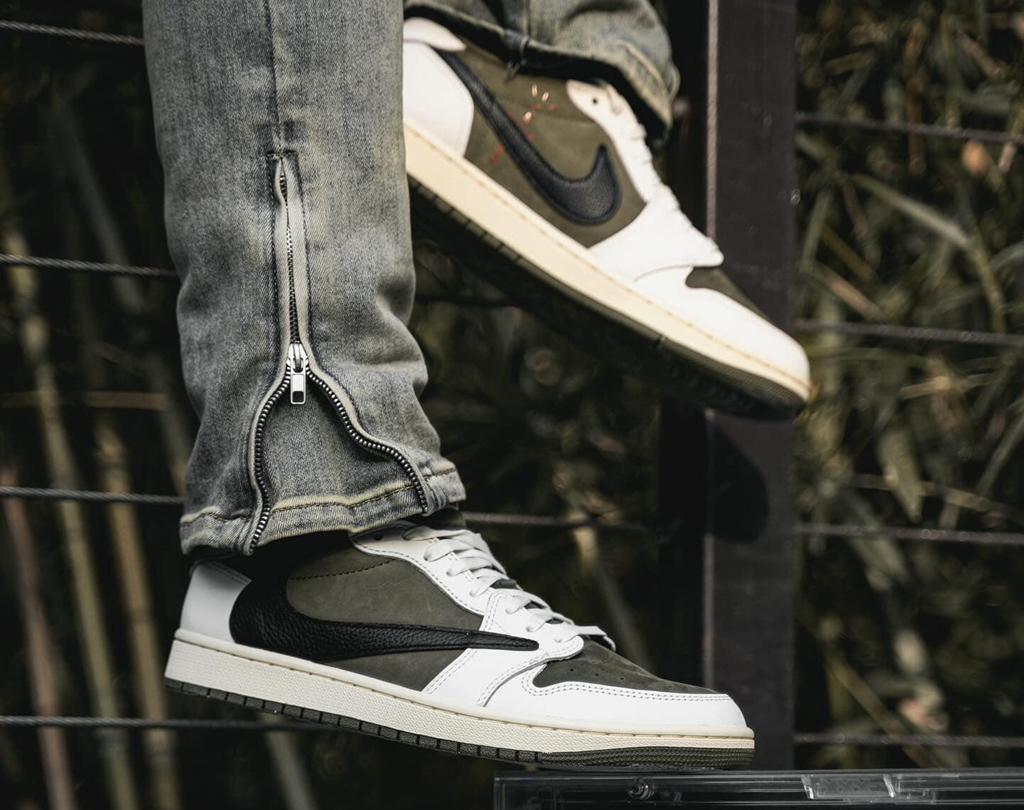 Giày Nike Jordan 1 Low OG SP x Travis Scott ‘Medium Olive’ DM7866-200 - Ảnh 3
