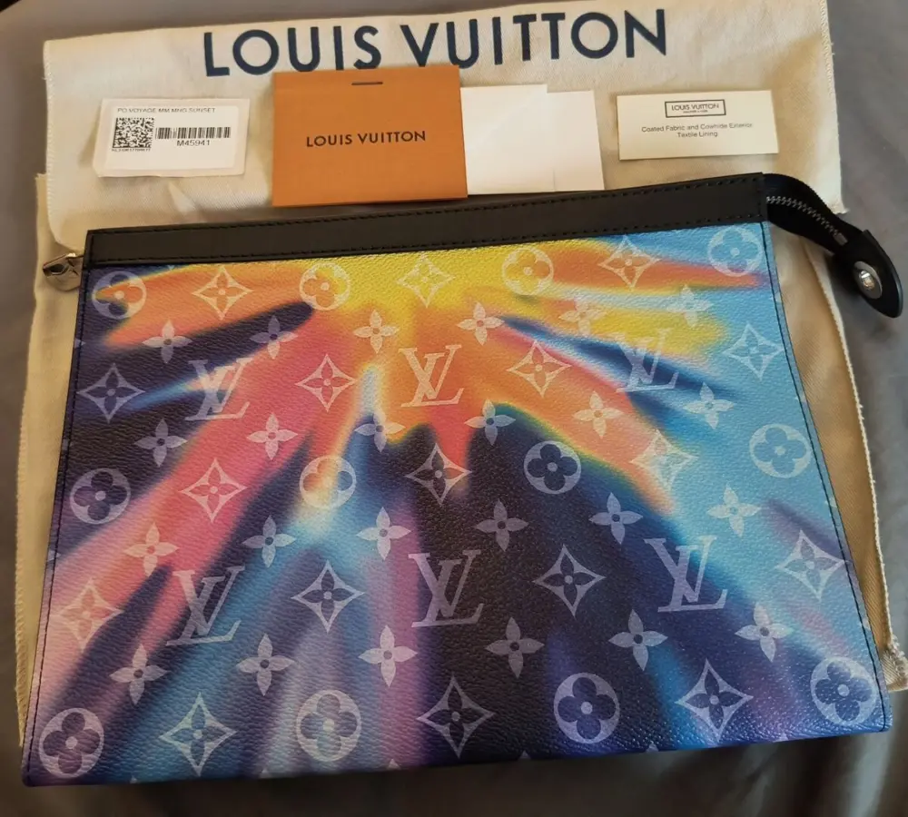 Túi Louis Vuitton Voyage Pochette ‘Monogram Multicolor’ M45941 - Ảnh 4