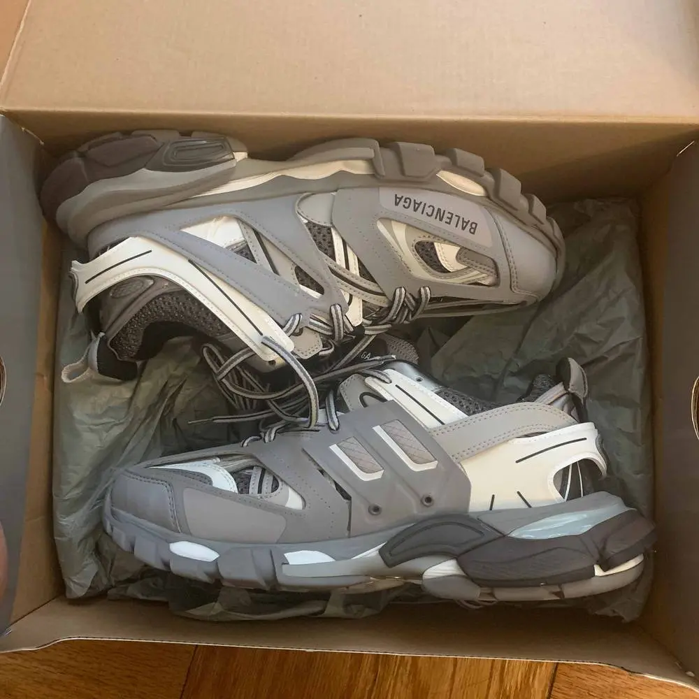 Alternative view of Giày Balenciaga Track Trainer 'Grey' 542436W1GB71214