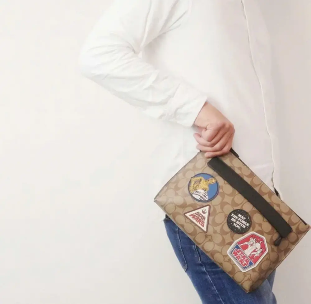 Alternative view of Túi Coach Monogram Badge Canvas x Star Wars ‘Khaki’ F88114-QBTN2