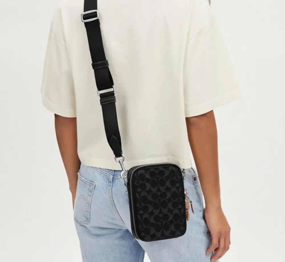 Alternative view of Túi Coach Stanton Crossbody In Signature ‘Denim’ CO946-SVBK