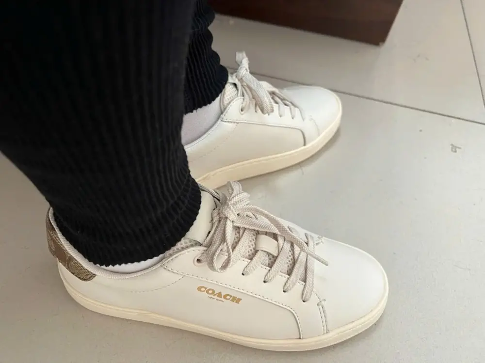 Alternative view of Giày Coach Clip Low Top Sneaker ‘Chalk’ G4966-QDF