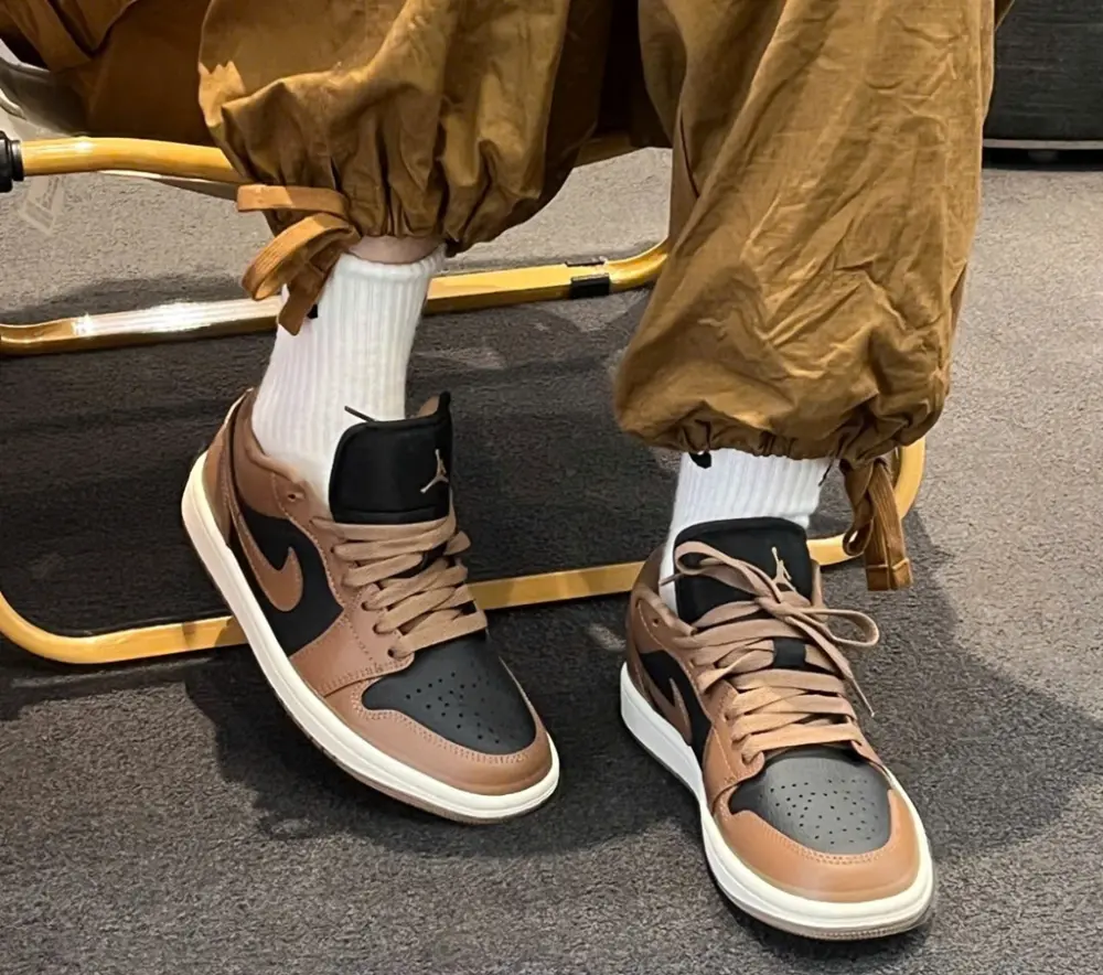 Giày Nike Air Jordan 1 Low ‘Archaeo Brown’ DC0774-021 - Ảnh 3