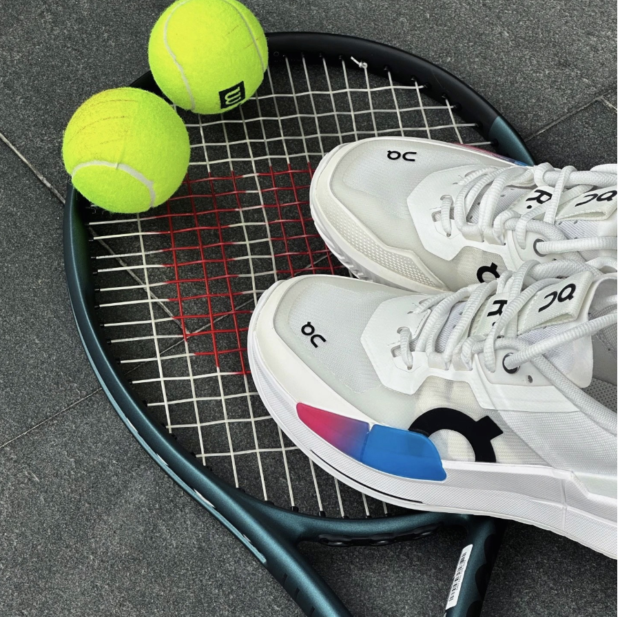 Giày On Running Roger Pro 2 White 3WE10332840 - Jordan 1