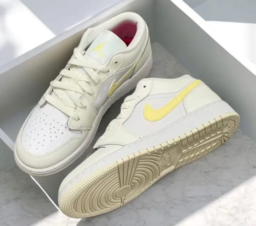 Giày Nike Air Jordan 1 Low GS ‘Laser Orange’ FV8486-181 - Ảnh 6