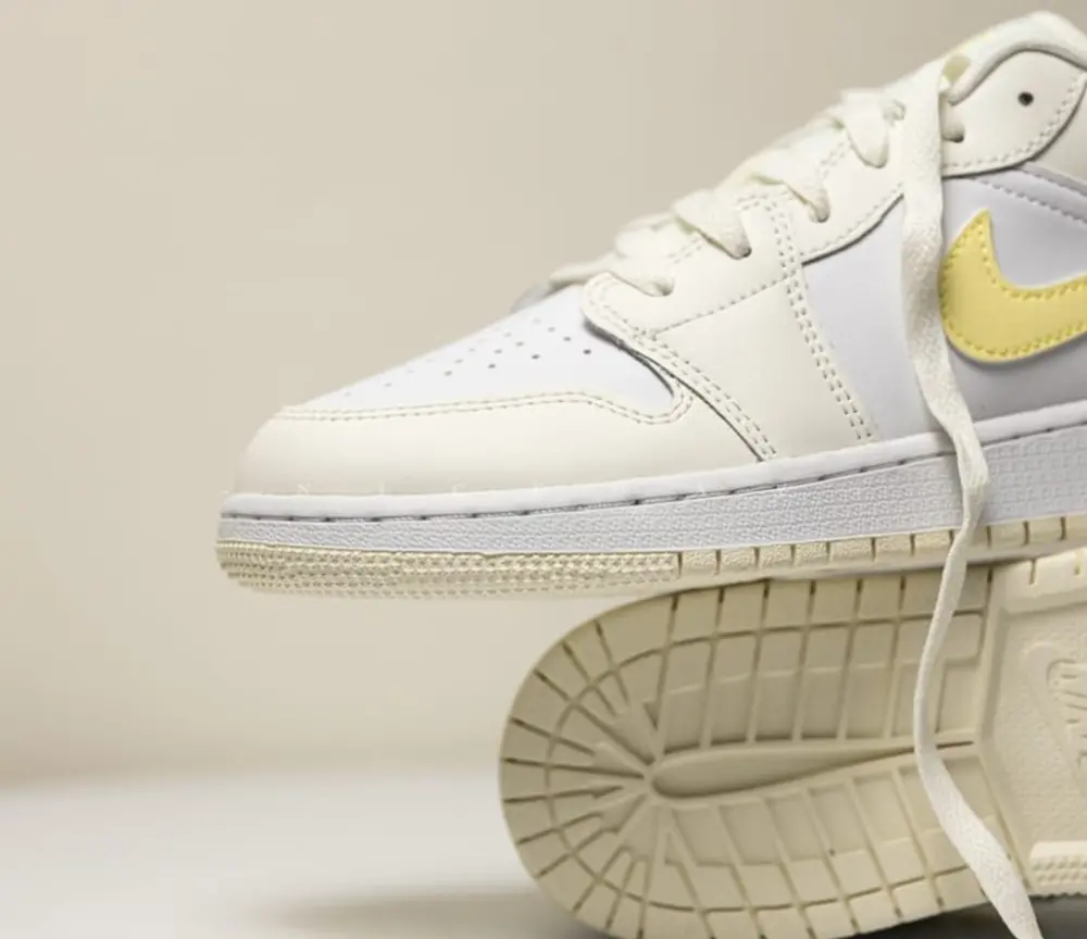 Giày Nike Air Jordan 1 Low GS ‘Laser Orange’ FV8486-181 - Ảnh 8