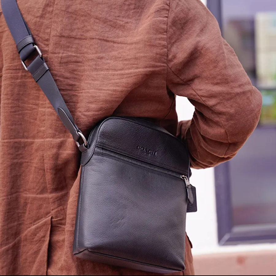 Túi Coach Houston 22 ‘Black’ F4011-QBBK - Ảnh 2