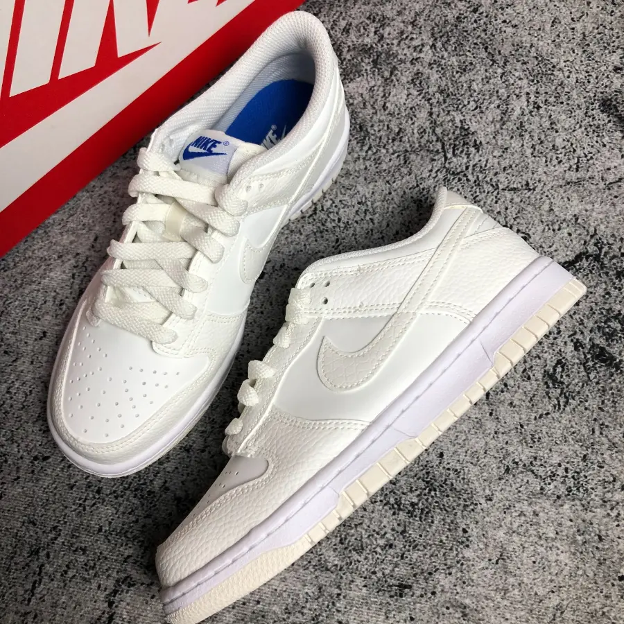 Giày Nike Dunk Low SE GS ‘Sail Croc’ FV7472-100 - Ảnh 3