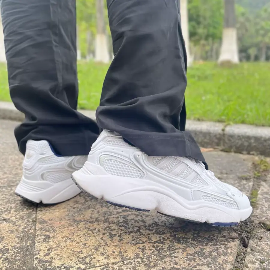 Alternative view of Giày Adidas Ozmillen ‘White Bright Blue’ IF3447