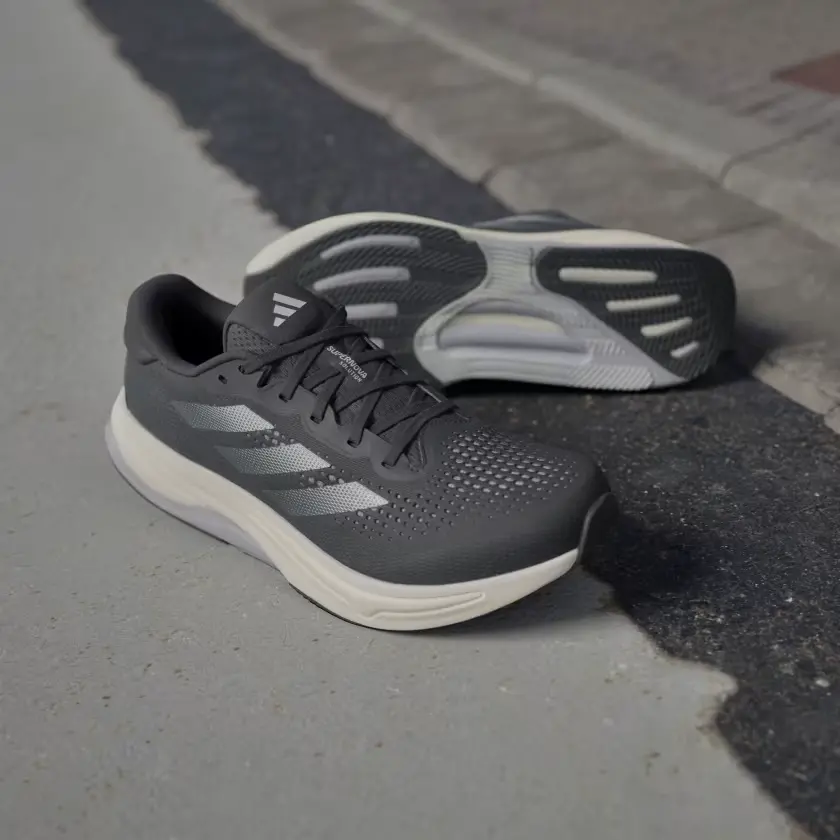 Alternative view of Giày Adidas Supernova Solution ‘Black White Carbon’ IF3005