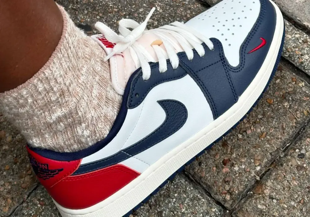 Alternative view of Giày Nike Air Jordan 1 Retro Low OG 'Howard University' HQ2993-100