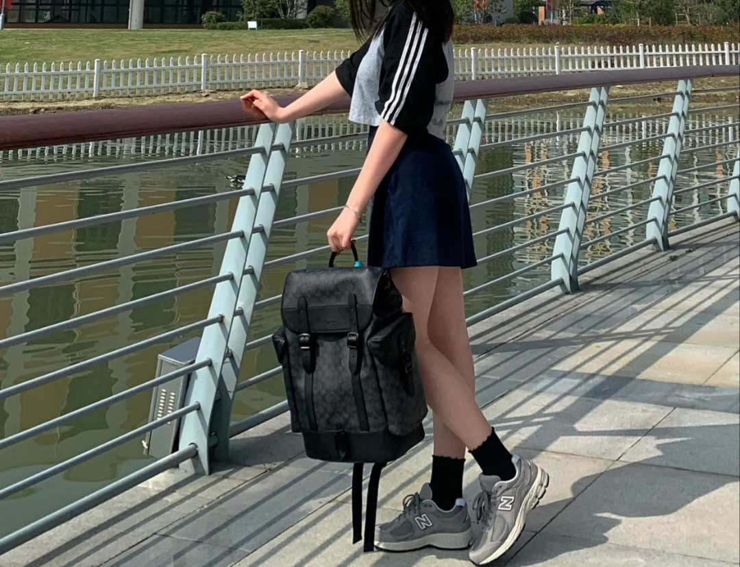 Balo Coach Hitch In Signature Canvas ‘Black’ C7673-JICHR - Ảnh 3