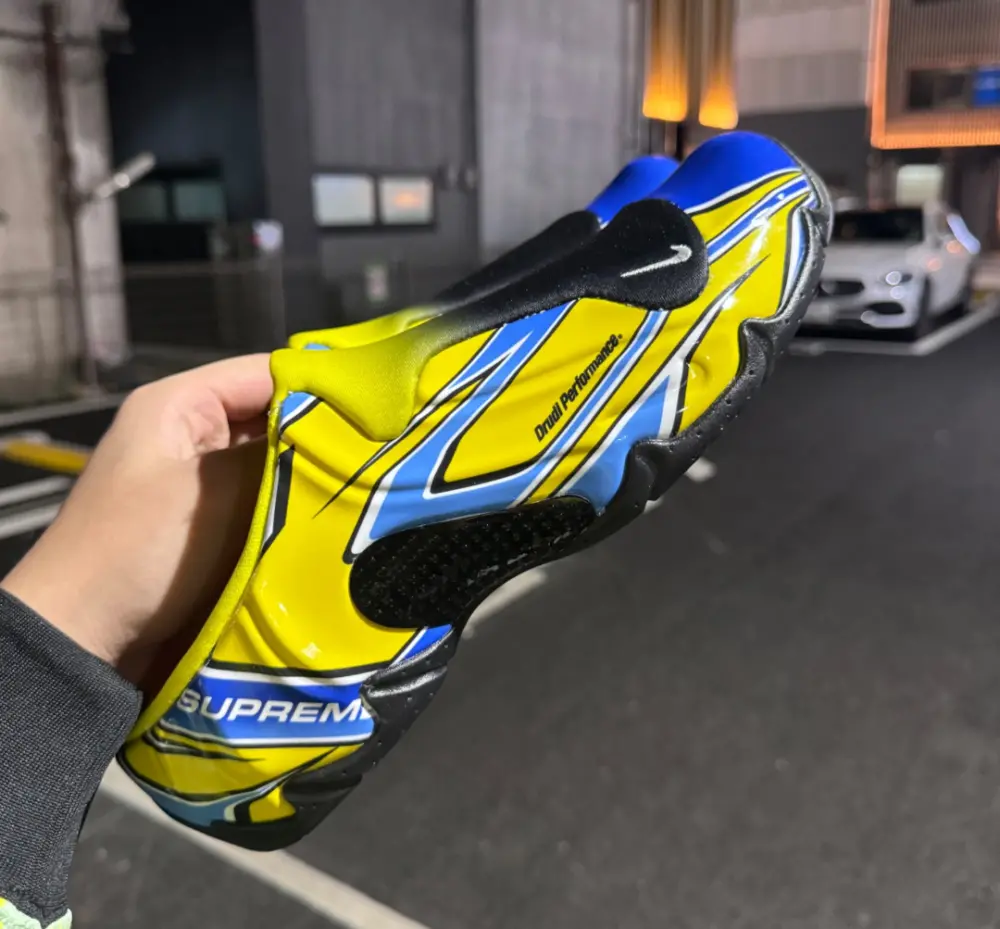 Dép Nike Clogposite x Supreme ‘Opti Yellow Blue’ FN0289-700 - Ảnh 4