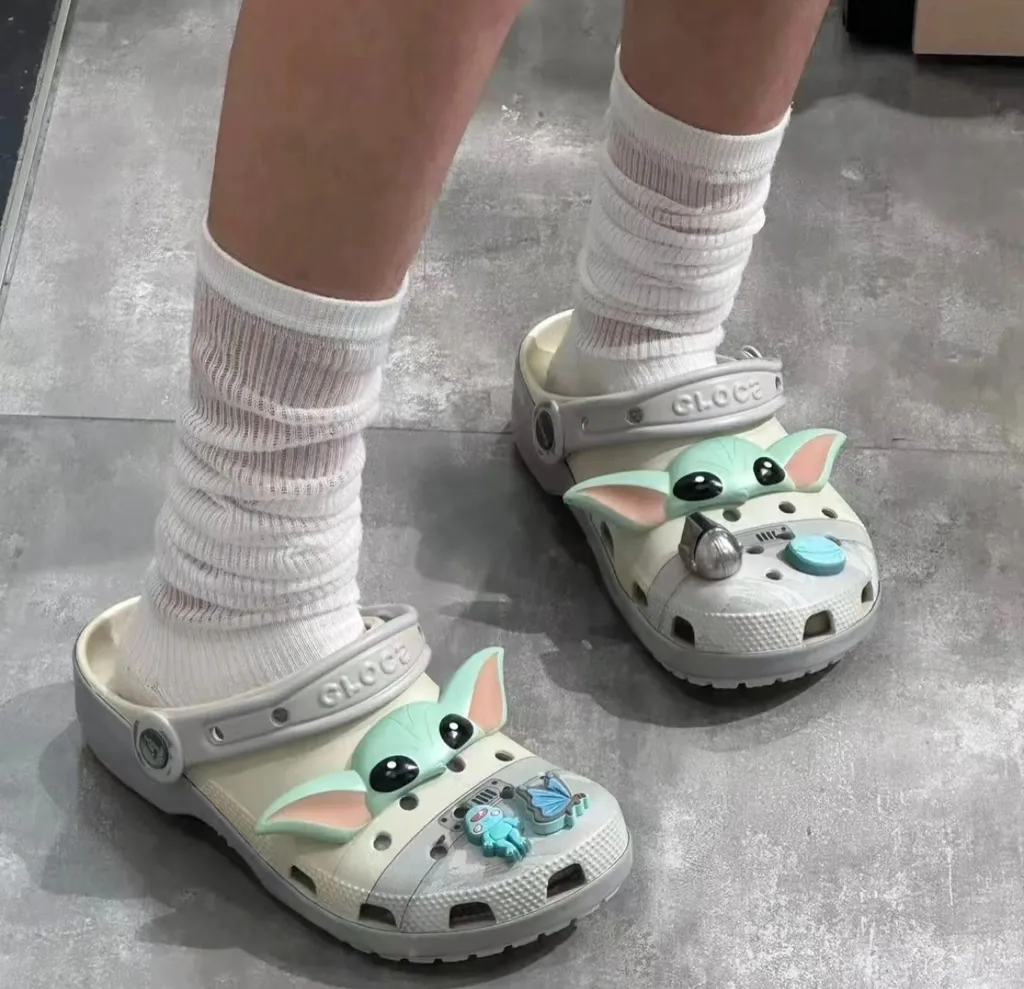 Dép Crocs Star Wars Grogu ‘Cream’ 209482-2Y2 - Ảnh 6