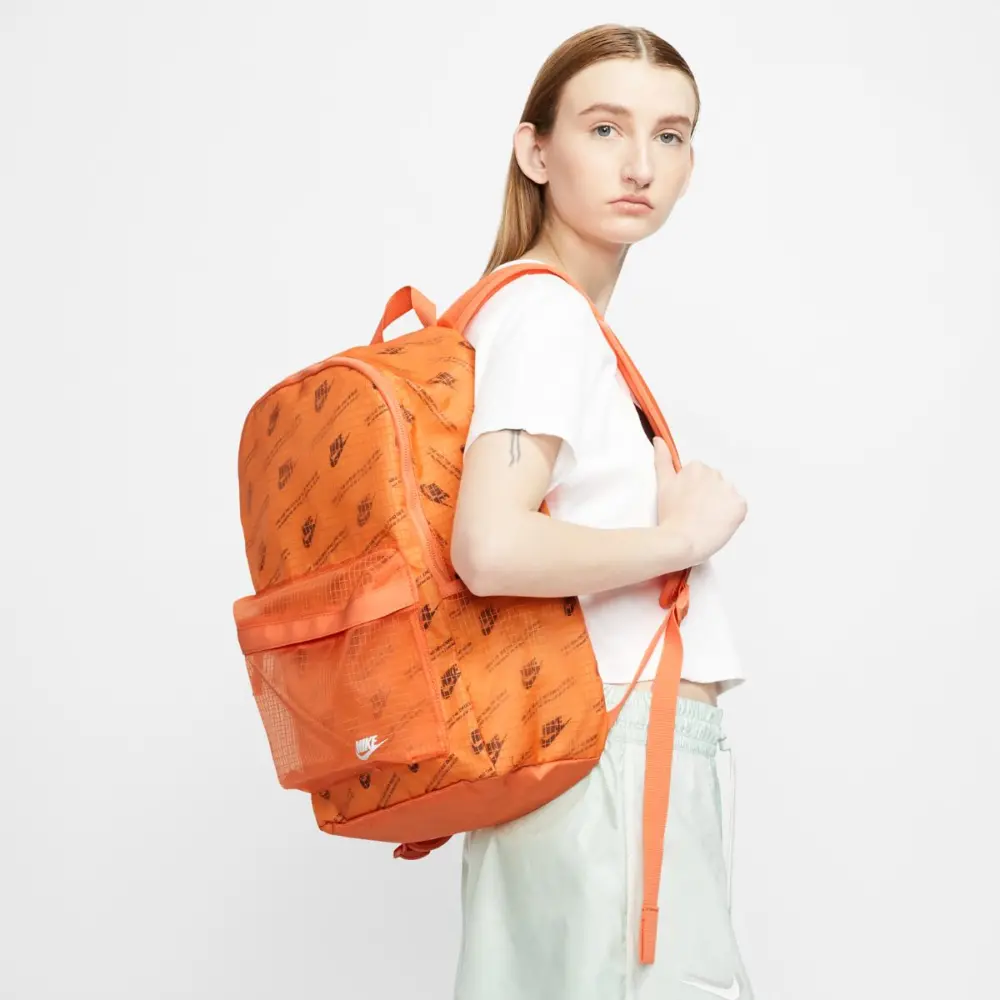 Alternative view of Balo Nike Heritage Backpack 2.0 MTRL Orange Black CK7444-884