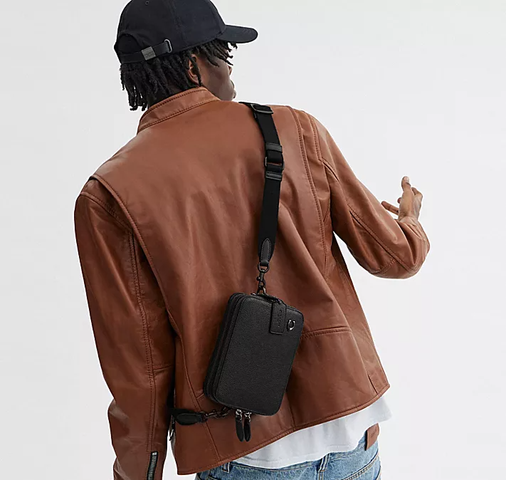 Túi Coach Charter Crossbody 19 ‘Black’ CR782-BLK - Ảnh 3