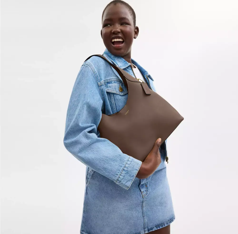 Alternative view of Túi Coach Brooklyn Shoulder Bag 28 ‘Brass’ CU068-B4MPL