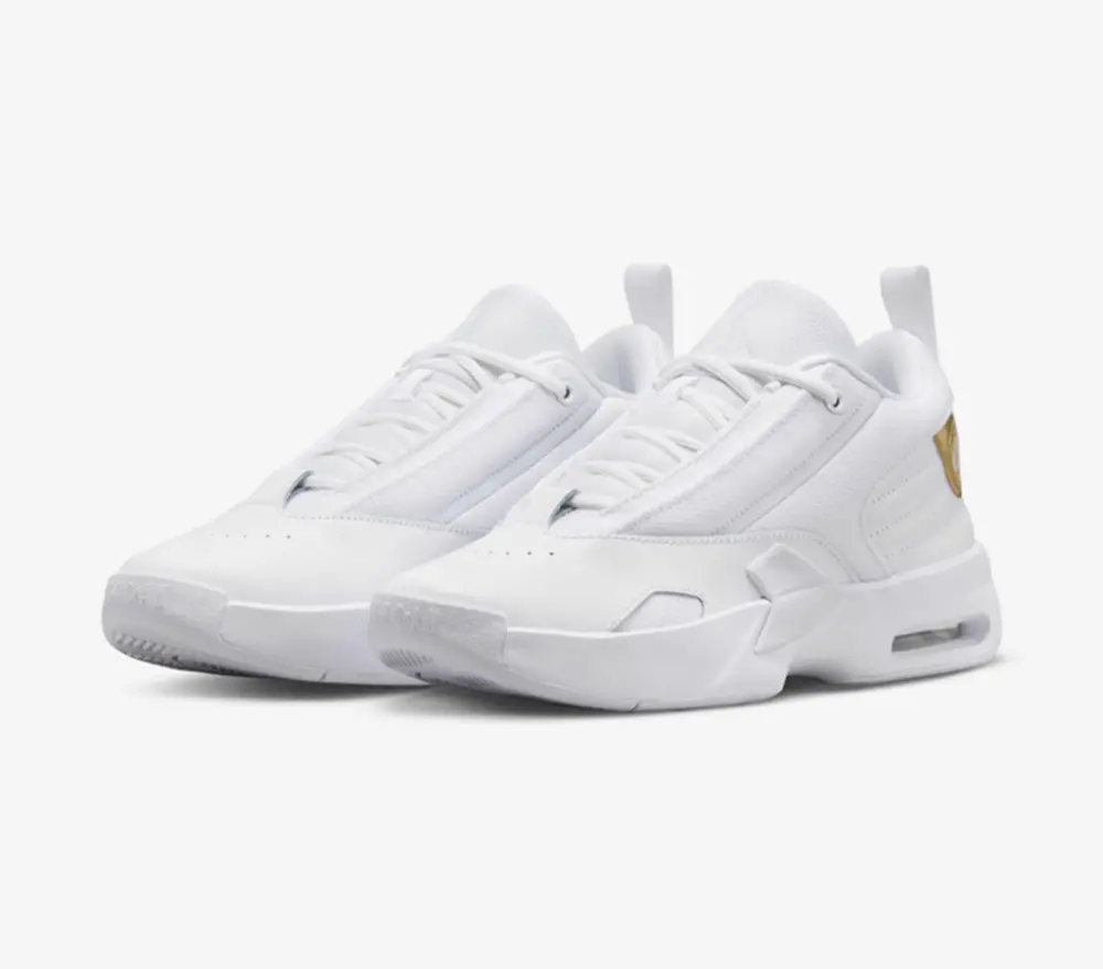 Alternative view of Giày Nike Air Jordan Max Aura 6 'White' FQ7943-117